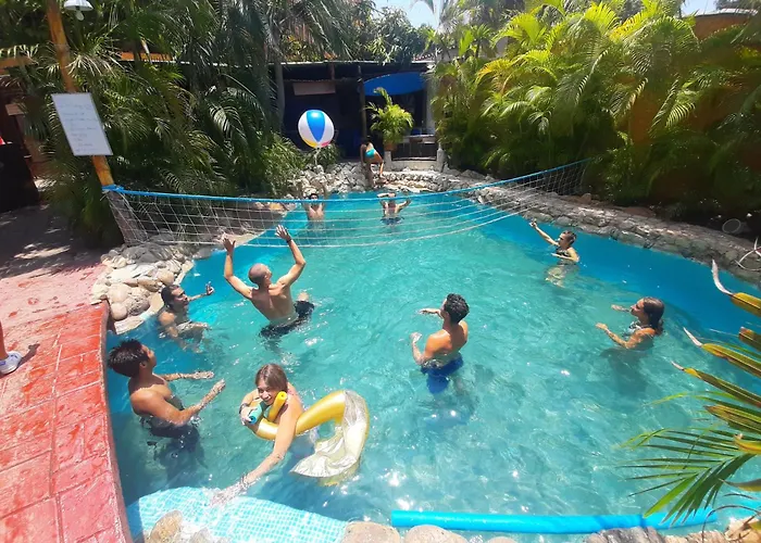 Tower Bridge Hostel Puerto Escondido 